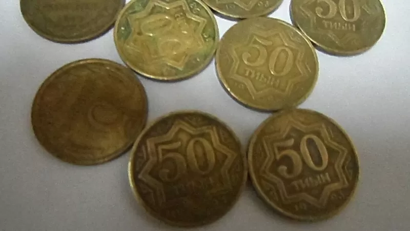 продаю монеты,  рубли советские,  казахстанские 2