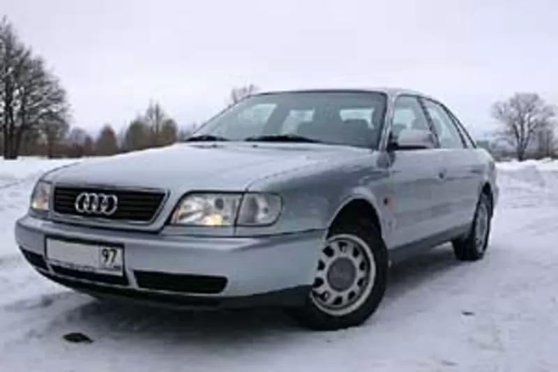 Audi А6 универсал 1994 года 
